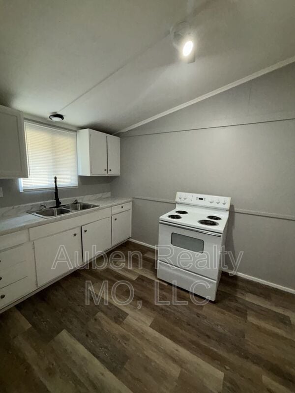 Building Photo - 1300 S Appleton Ave Unit A Rental