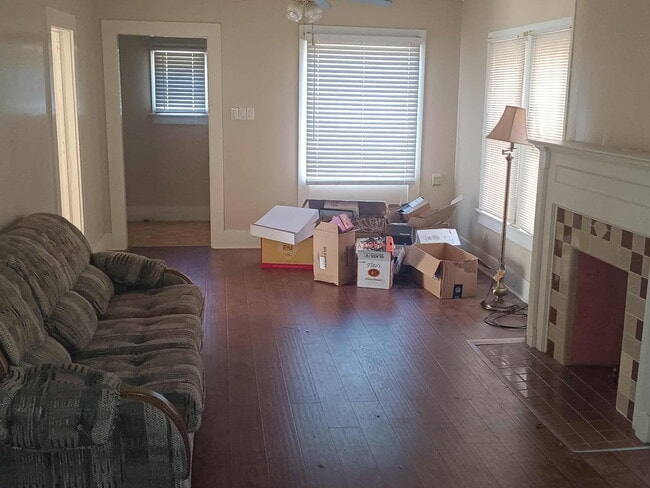 Photo - 612 S 9th St