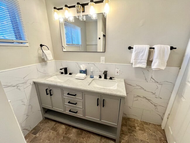 Photo - 4305 NW 56th St Unit ID1341133P