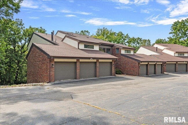 Photo - 2008 Jeanette Ln Unit F