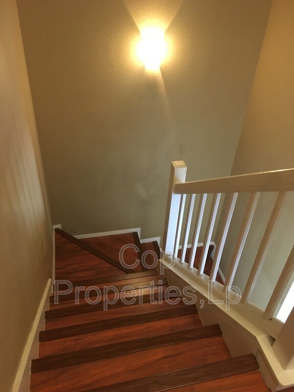 Photo - 1804 Gary’s Park