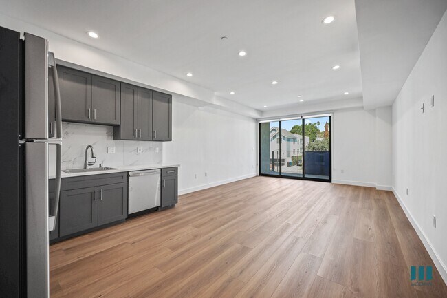 Photo - Palms Blue by Wiseman