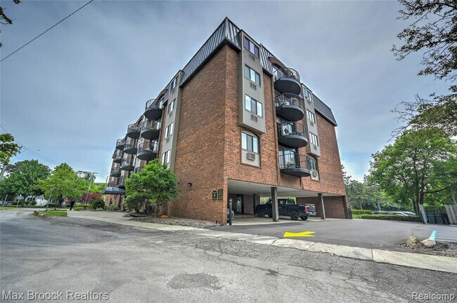 Photo - 35300 Woodward Ave Unit 503