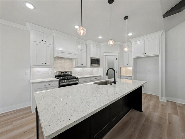 Photo - 7842 Scenic Vly Ave