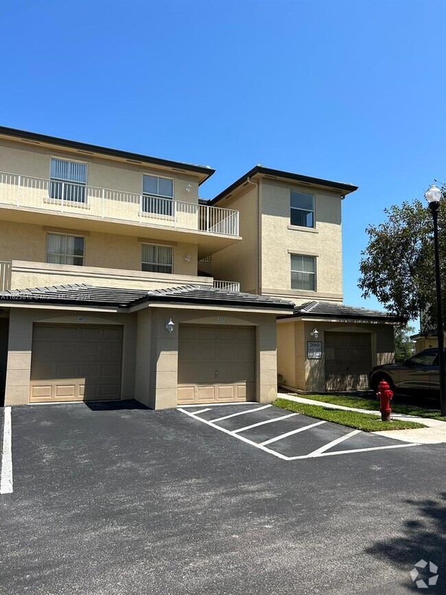 Building Photo - 2080 Greenview Shores Blvd Unit 407 Rental