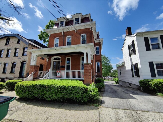 Photo - 20 Noxon St Unidad B