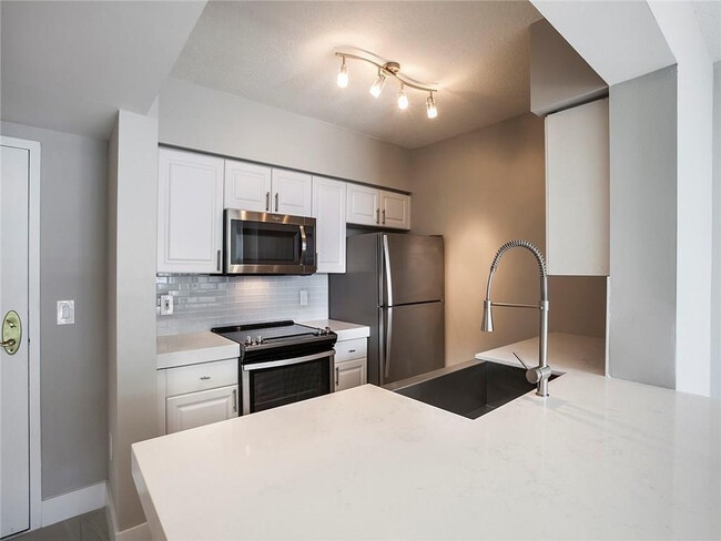 Photo - 1040 Seminole Dr Unidad 856