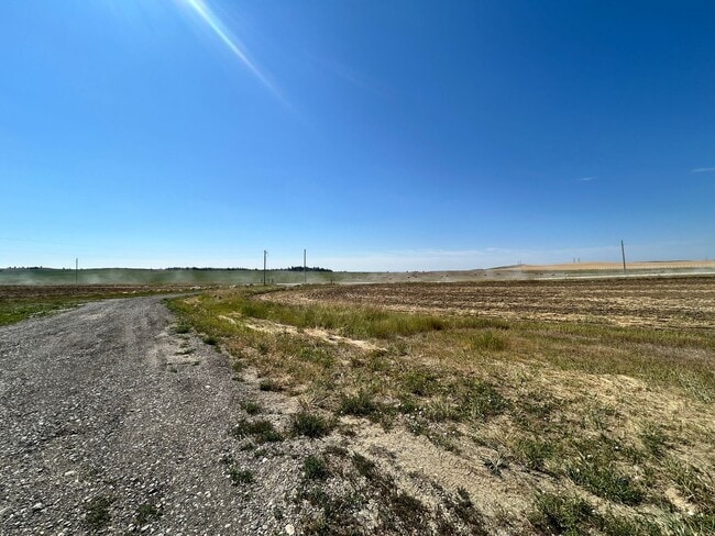 Photo - 4 bed 2 bath Home out in the Country