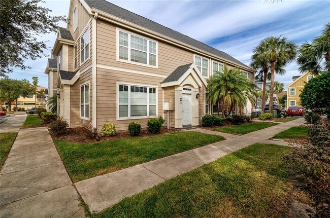 Building Photo - 5500 Rosehill Rd Unit 204