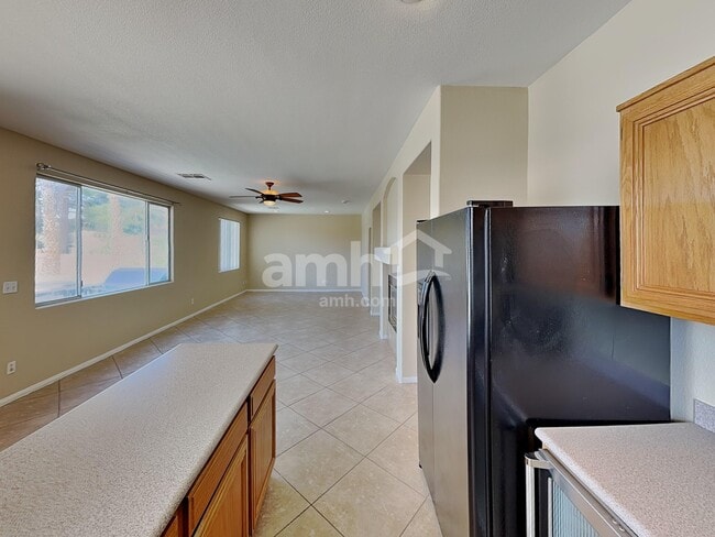 Photo - 827 Adagio St
