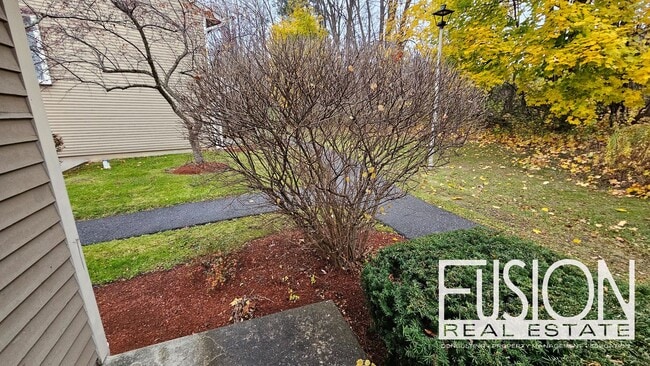 Photo - Bright, Spacious End-Unit Townhome in Premier South Burlington Neighborhood AVAILABLE NOW!