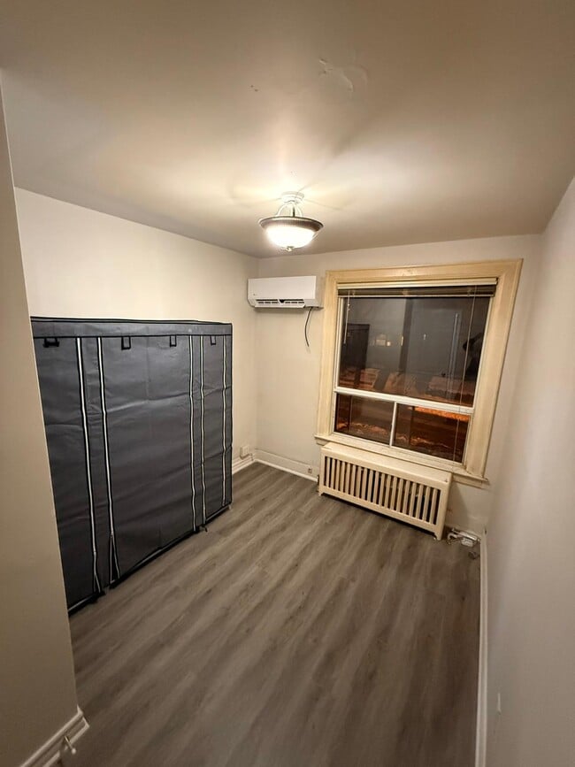 Building Photo - 507 Strathmore Blvd Unit Top Floor