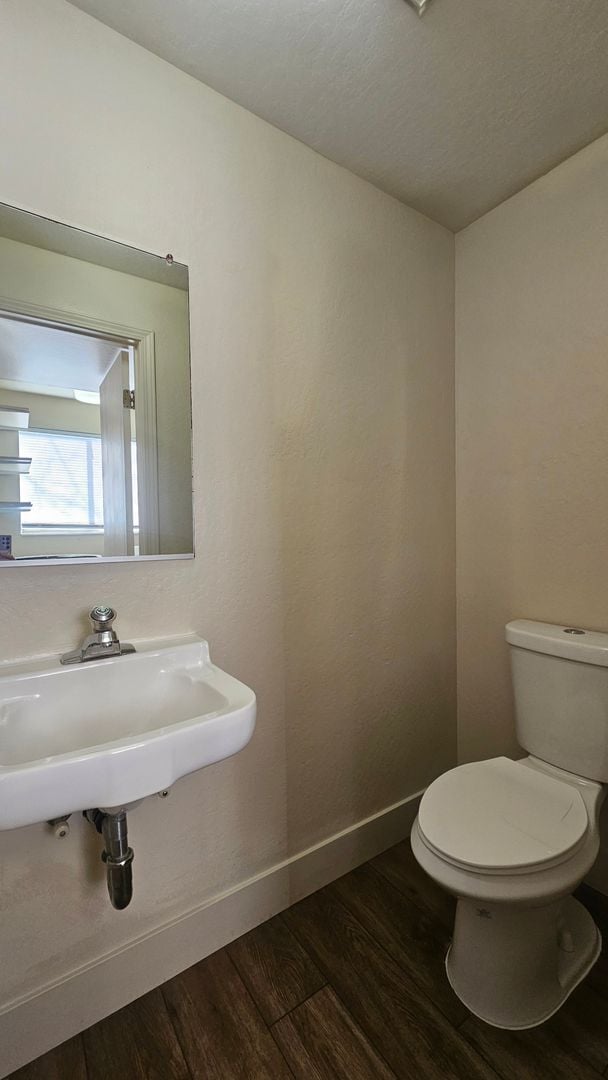 Photo - Townhome in 4-plex - near UNR - off street parking