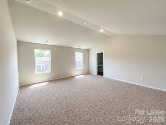 Photo - 5044 Wolfridge Ave
