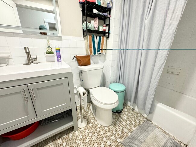 Photo - 165 Gove St Unit 3