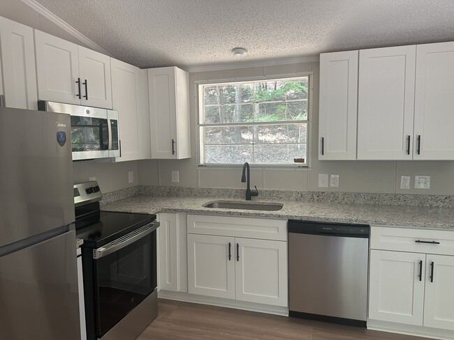 Photo - 230 Gibson Rd