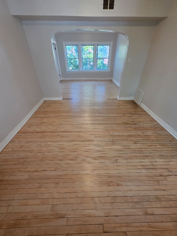 Building Photo - 439 E 111th Pl Rental