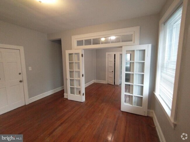 Building Photo - 307 Dolphin St Unit 3E Rental