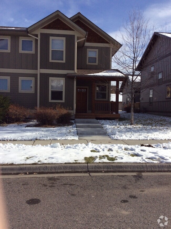 Building Photo - 146 Kimball Ave Rental
