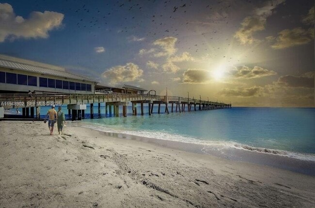 Building Photo - 501 E Dania Beach Blvd Unit 5-1B