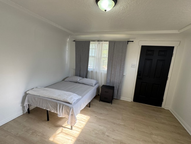 Photo - 440 E Garfield Ave