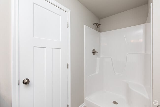 Building Photo - 6128 Bradford Ln Rental