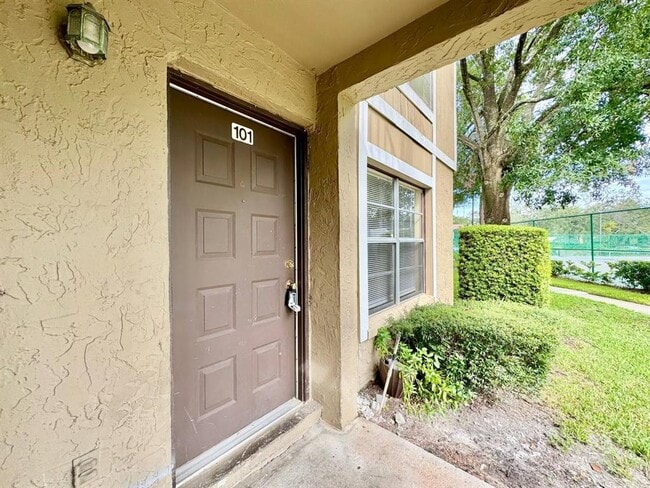 Photo - 14419 Hanging Moss Cir Unidad 101