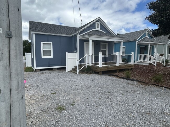 Photo - Cute Historical Home Near Joe Patties