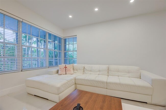 Photo - 1125 99th St Unit 12