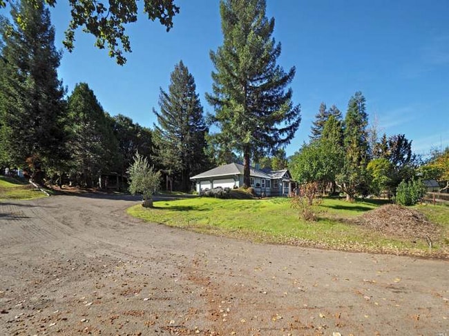 Building Photo - 123 Geyserville Ave Rental