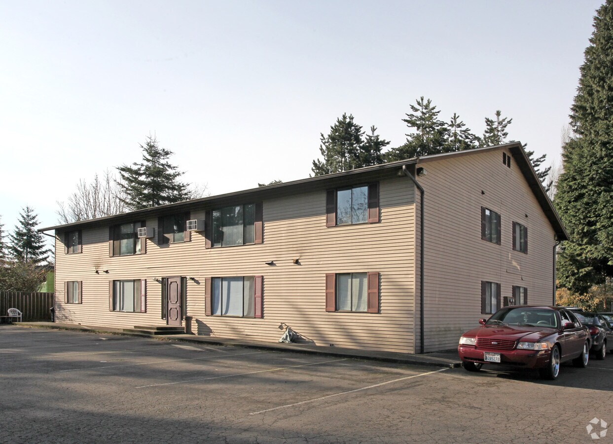 Photo - Tamarack Apartments