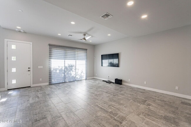 Photo - 2645 E Osborn Rd
