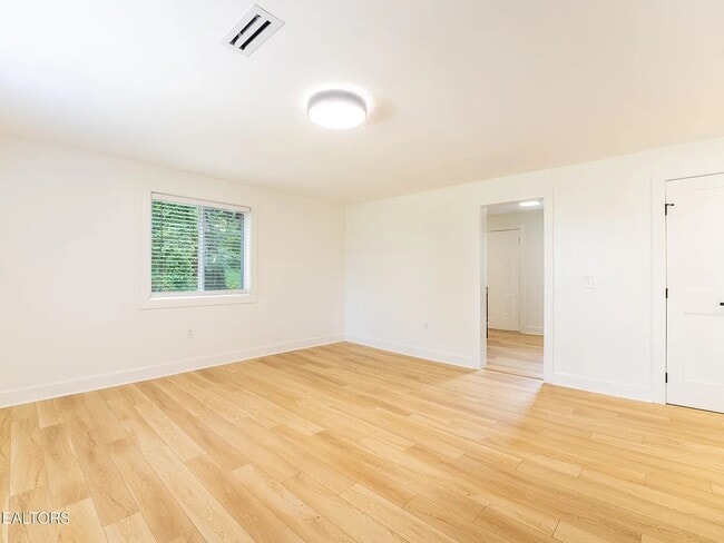 Photo - 502 Hayworth Dr