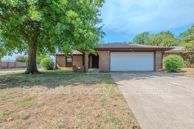 Building Photo - 202 Stanton Dr Rental