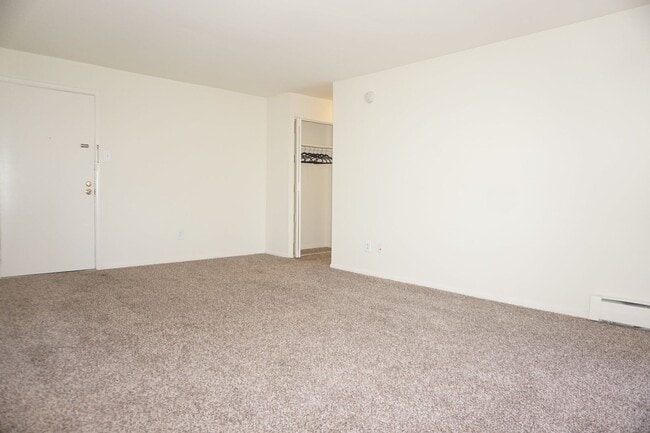 Photo - Bishop Hill Apartments