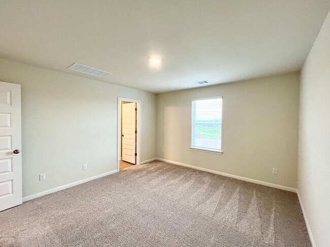 Photo - 3 bedroom, 2.5 bath home for lease