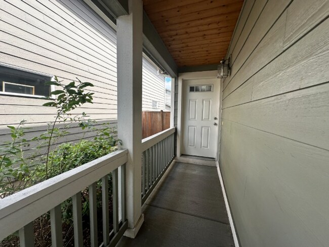 Photo - Beautiful 4-Bedroom 2.5-Bathroom Home in M...