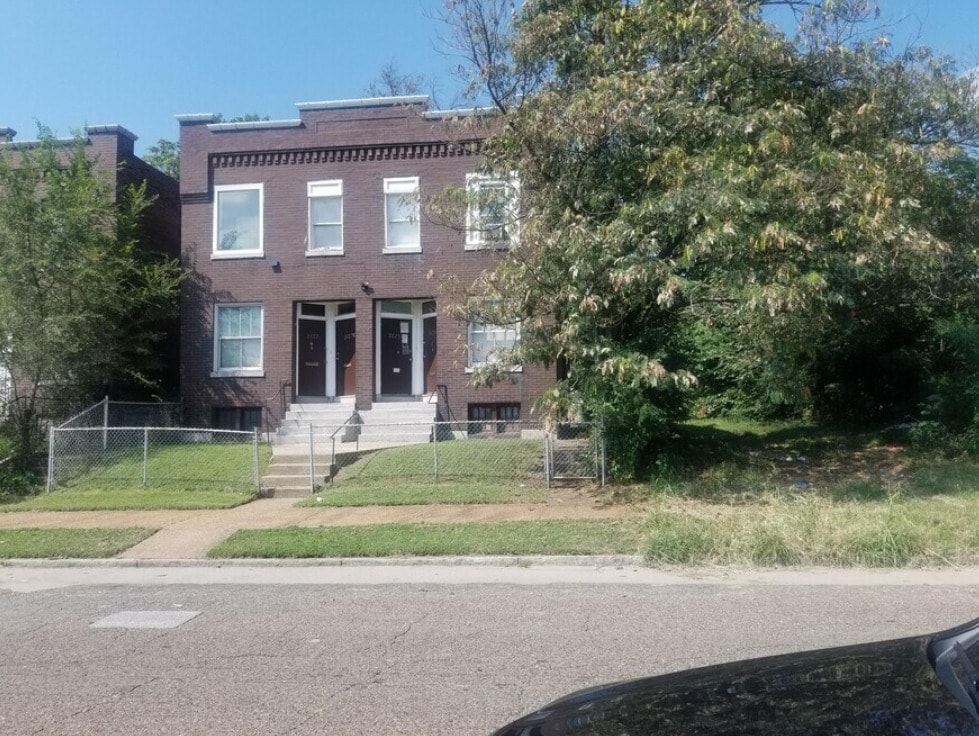 Photo - 2125 E Obear Ave