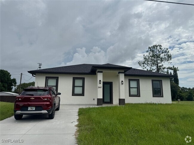 Building Photo - 2807 Leeland Heights Blvd Rental