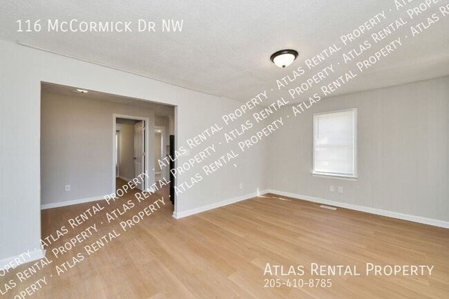 Photo - 116 McCormick Ln