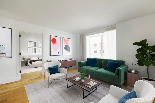 101 E 10th St - 101 E 10th St Apartments