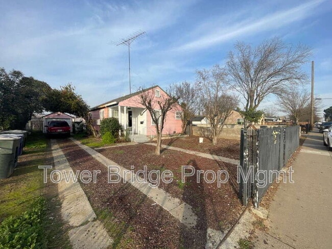 Photo - 2871 32nd Ave