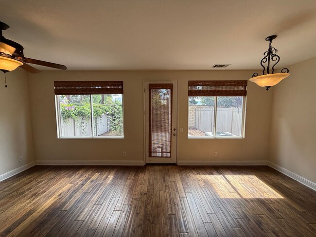 Photo - Cute Townhome near Camarillo High School