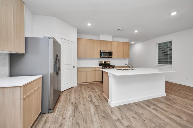 Photo - 3538 Shearwater St