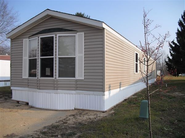 Photo - 3 br, 2 bath Mobile Home - Lakefront Estat...