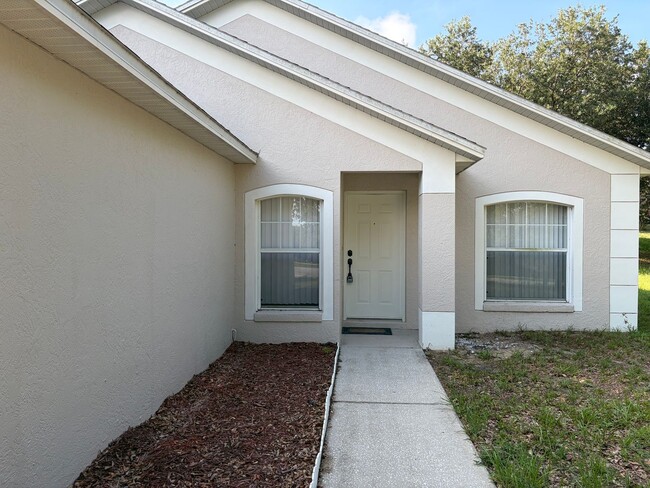 Photo - Spacious 3 Bd 2 Bth Home Available Now in Minneola!