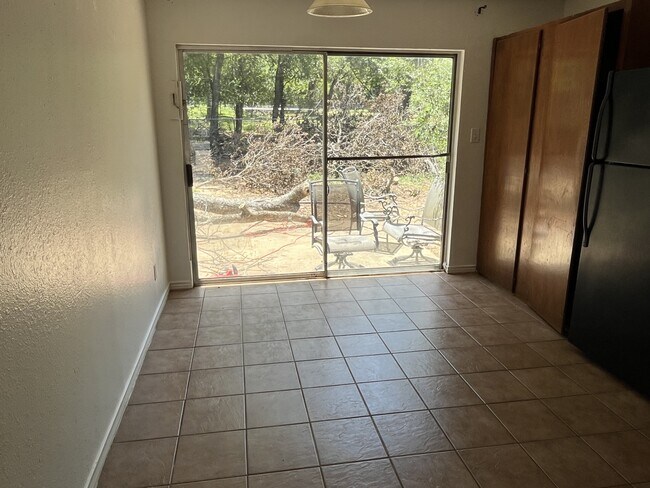 206 Craddock Ave Unit 1