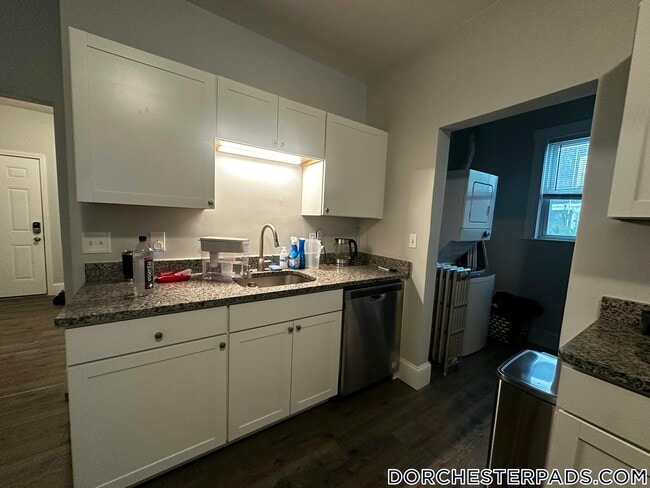 Building Photo - 108 Callender St Rental