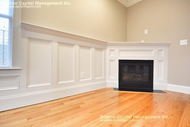 Photo - 57 W 7th St Unit 3