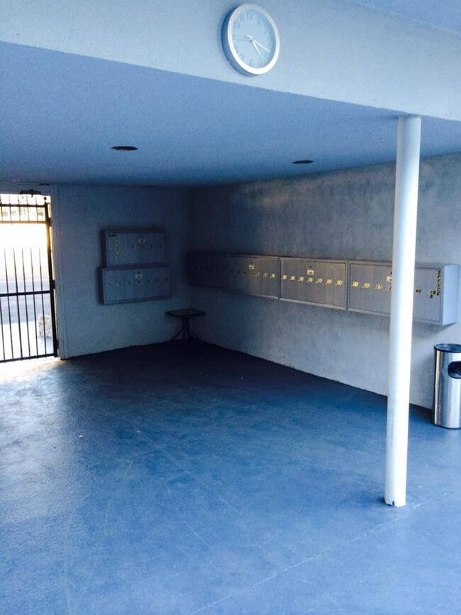 Photo - 1520 S Casino Center Blvd